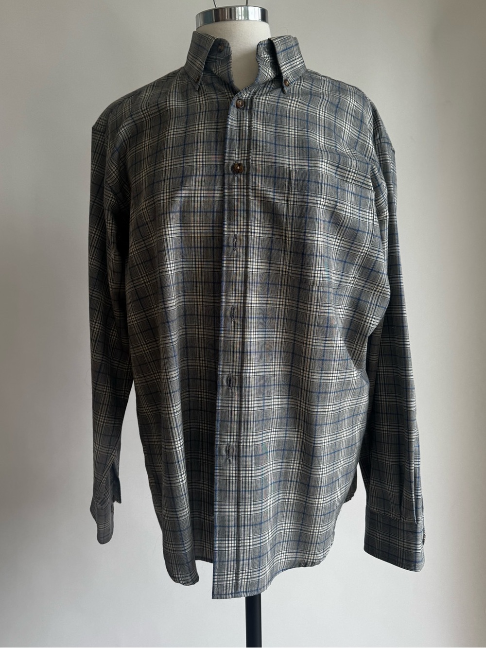 Pendleton Men's Long Sleeve Plaid Button Down Fine Worsted Wool Shirt